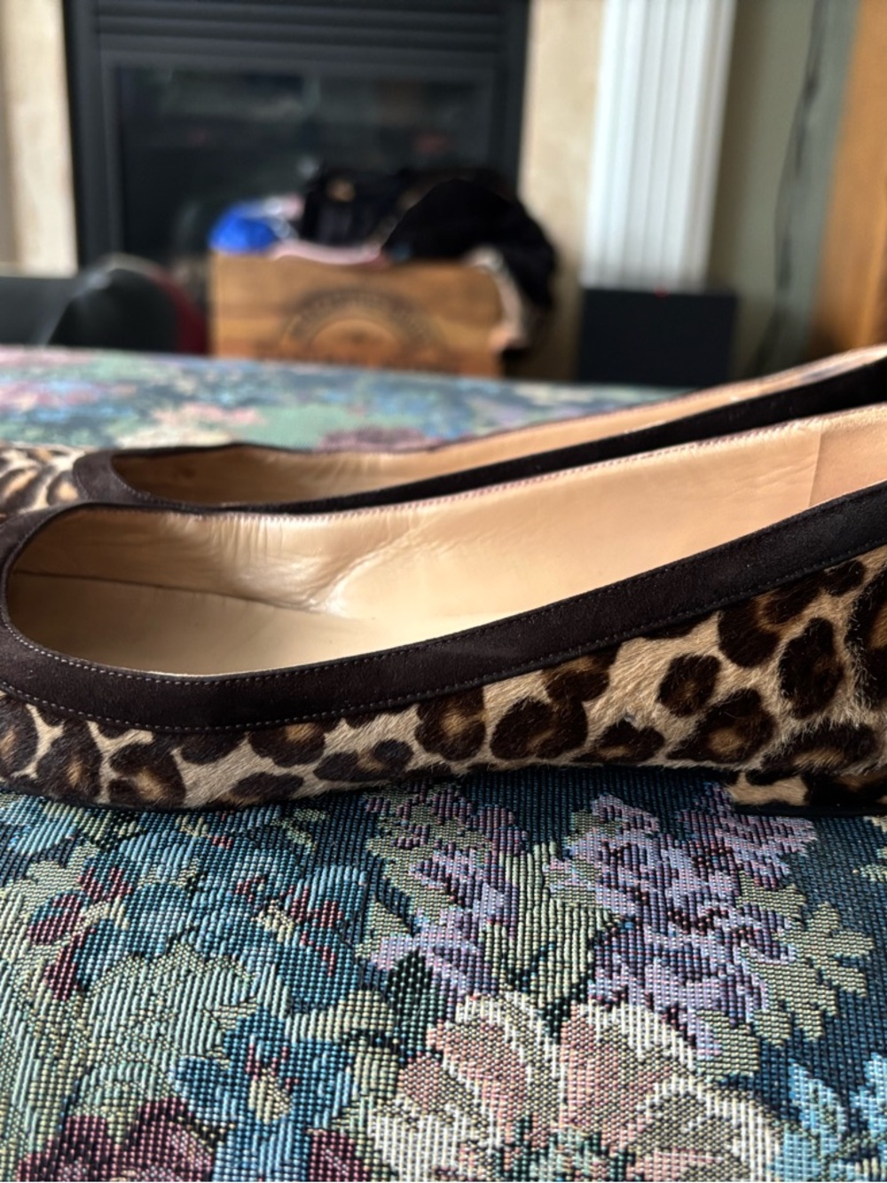 Manolo Blahnik Leopard-Print Pointed-Toe Flats in Brown and Cream - Picture 3 of 5
